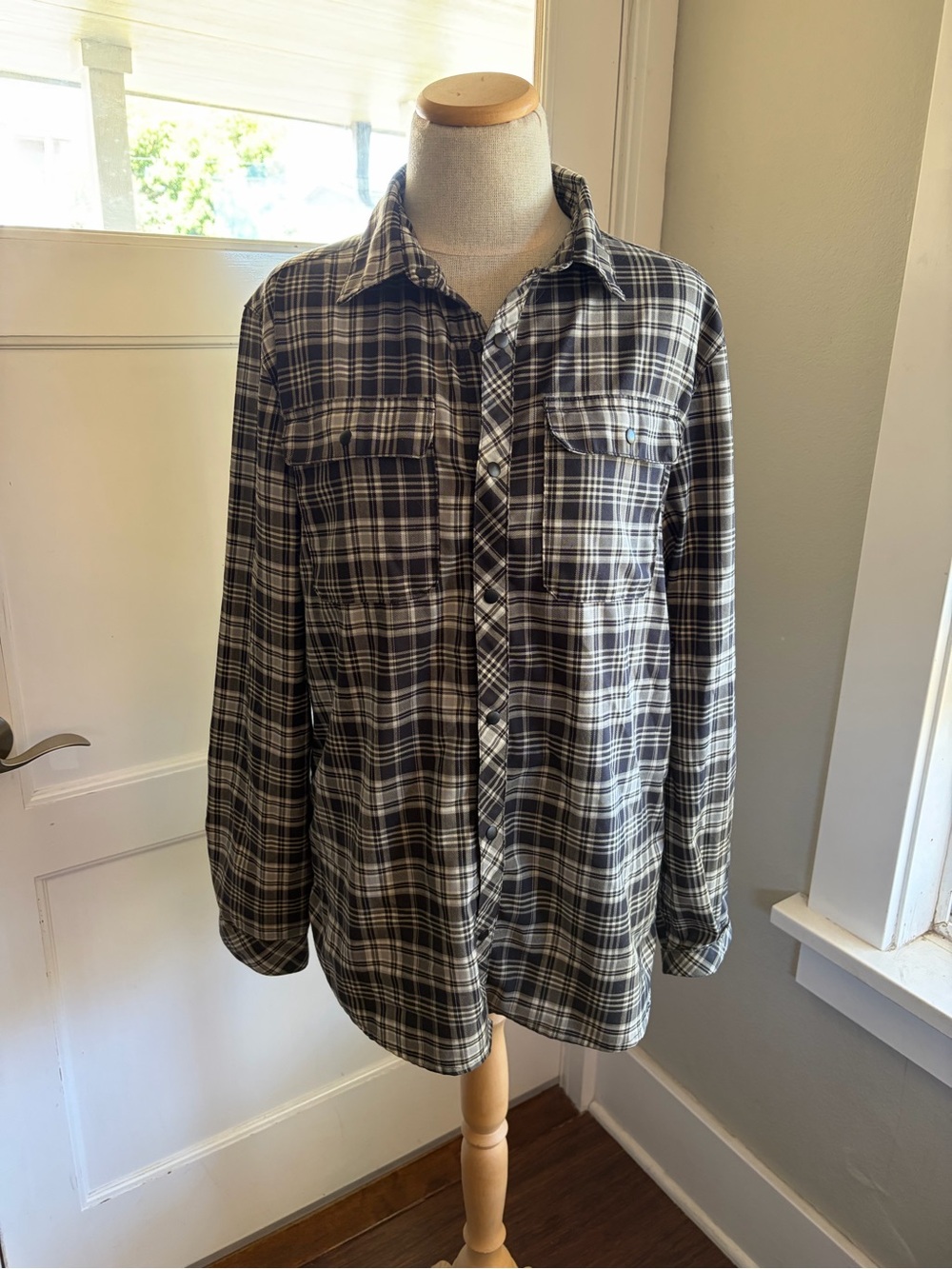 Men's Black & Gray Plaid Shirt